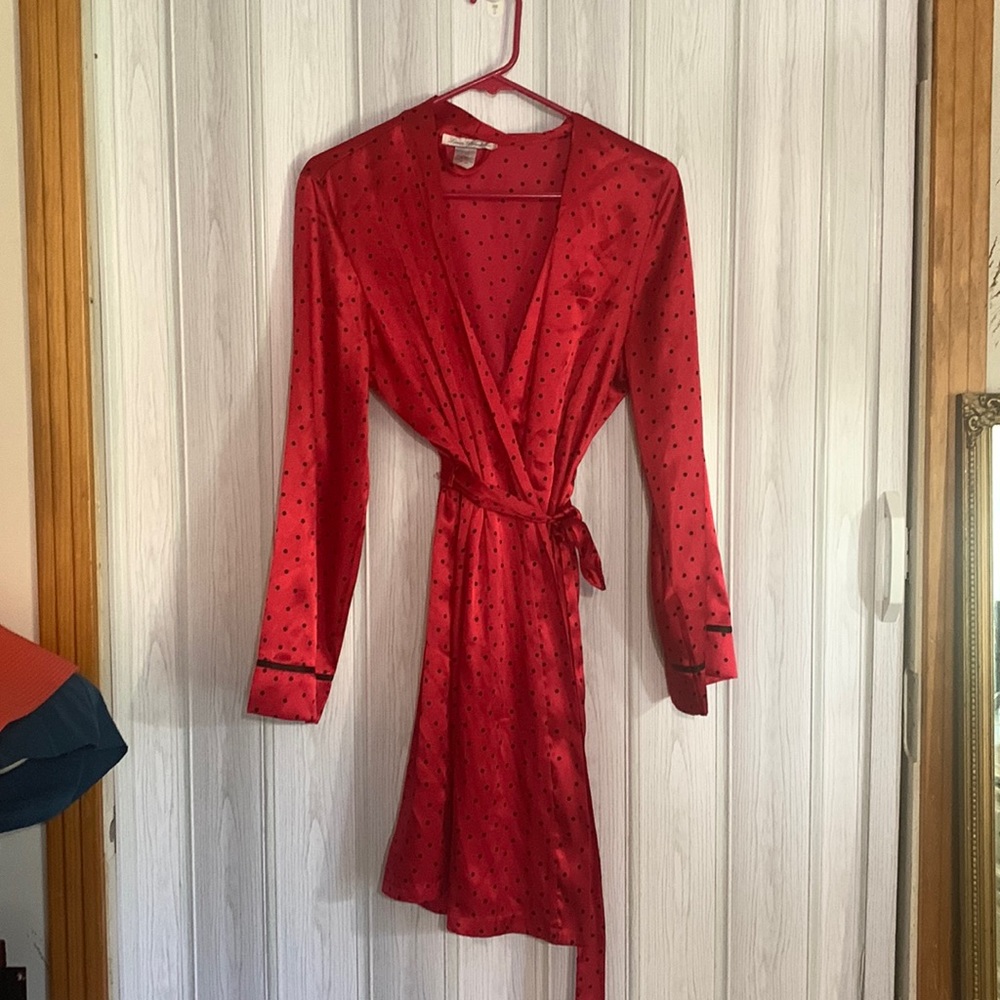 Faux red silky robe black polka dots